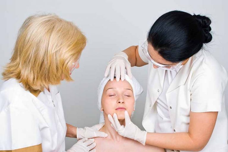 Por qué acudir al Dermatólogo?